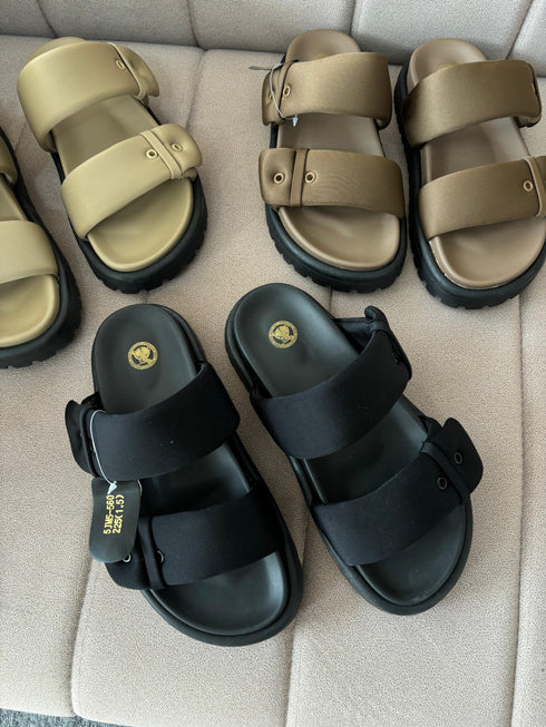 Summer Casual Sliders